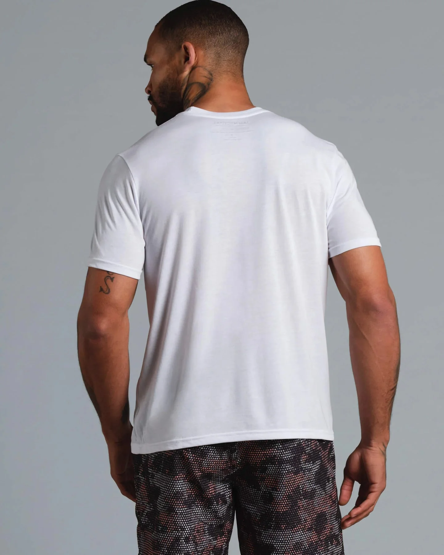 4:AM Club T-Shirt M | White - Image 2