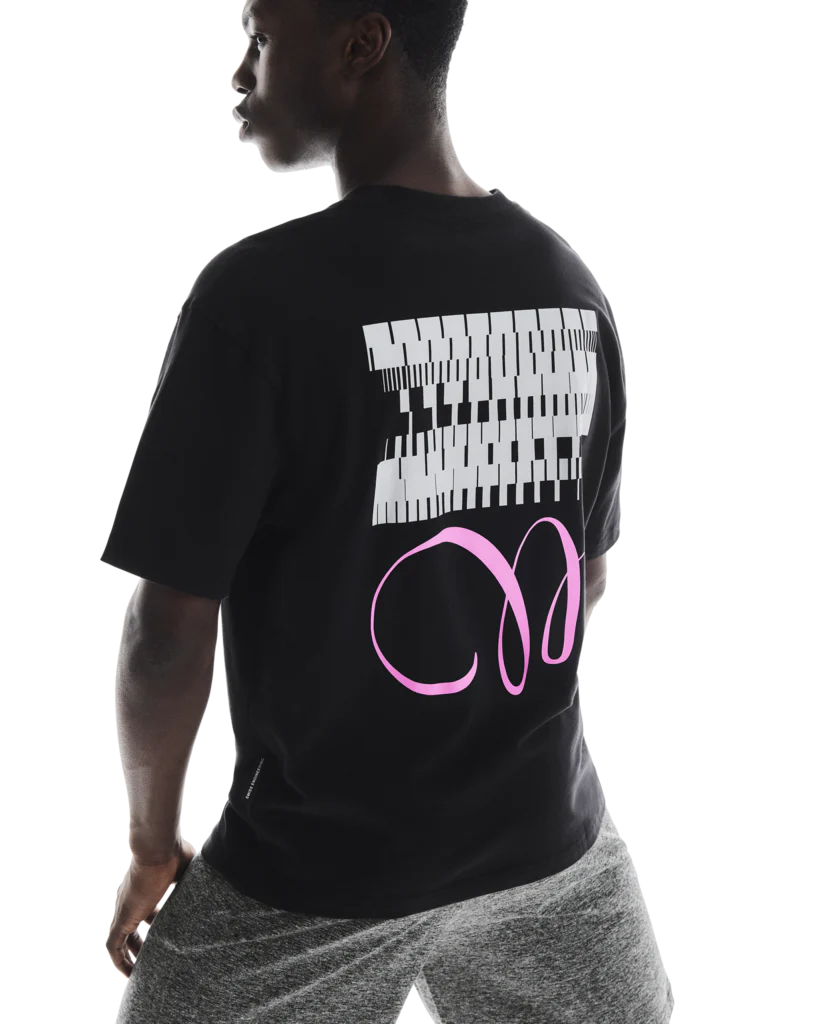 Club-T Graphic M | Black | Rasperry - Image 4