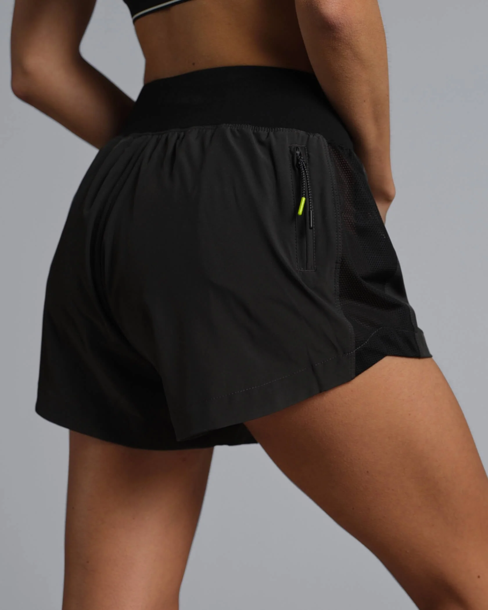 Daybreak Active Short W | Asphalt - Image 4