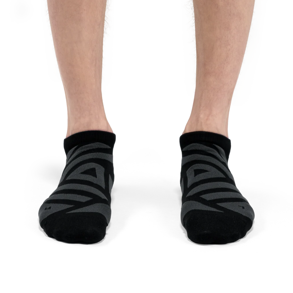 Performance Low M | Black | Shadow - Image 2